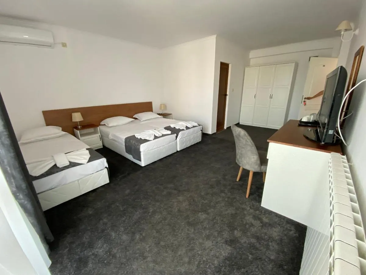 Gasthof Villa Aqua Family Hotel Burgas City